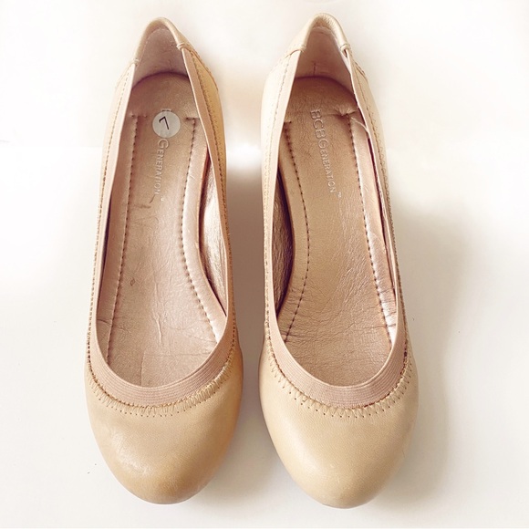 Sz7 / BCBGeneration Soft Leather Wedges - Picture 5 of 9
